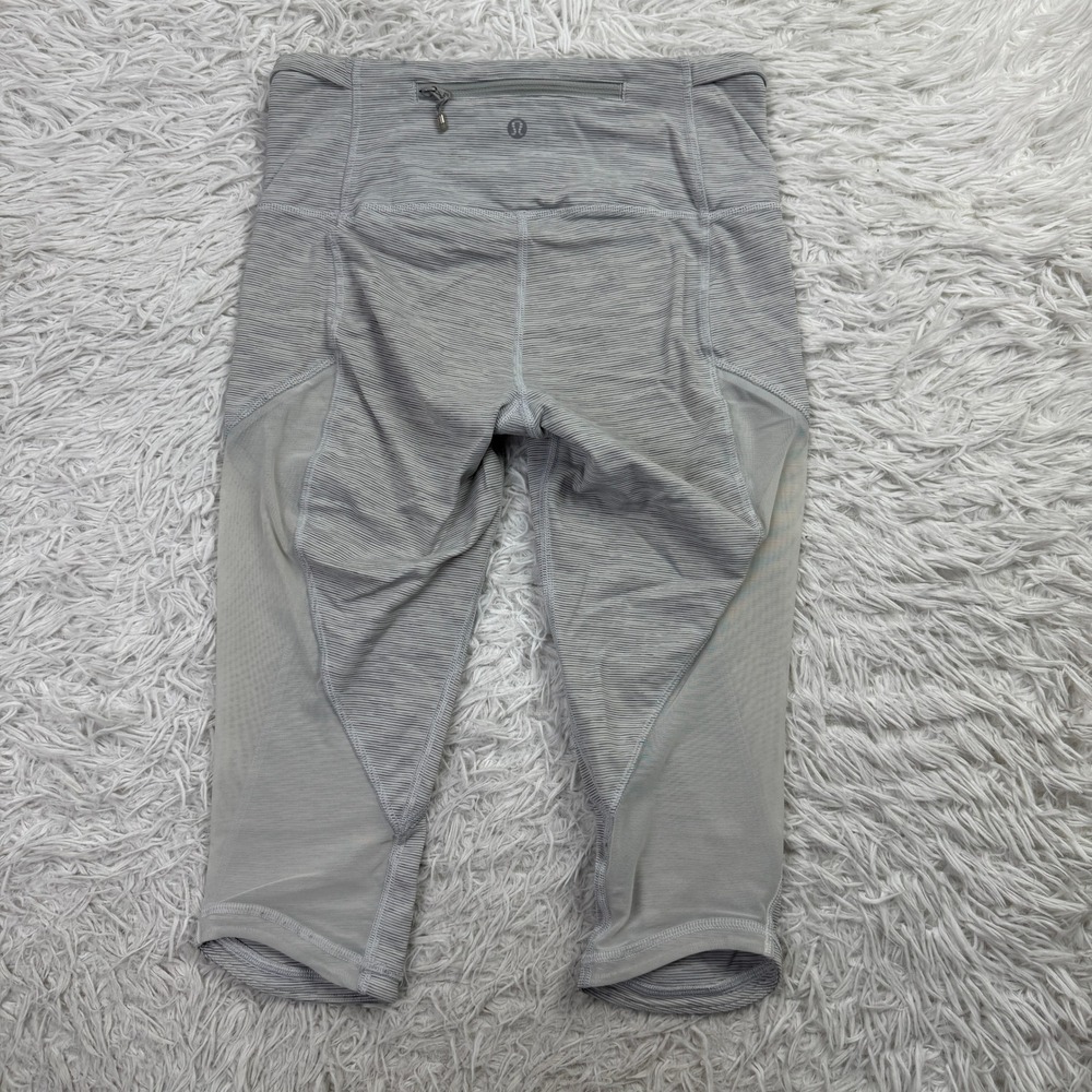 Lululemon Pants Womens‎ 6 Gray Run With The Sun Cropped Leggings Mesh Panels Gym - Picture 4 of 10